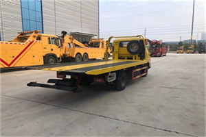 湟中非事故拖车