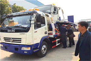 湟中汽车道路救援拖车价格